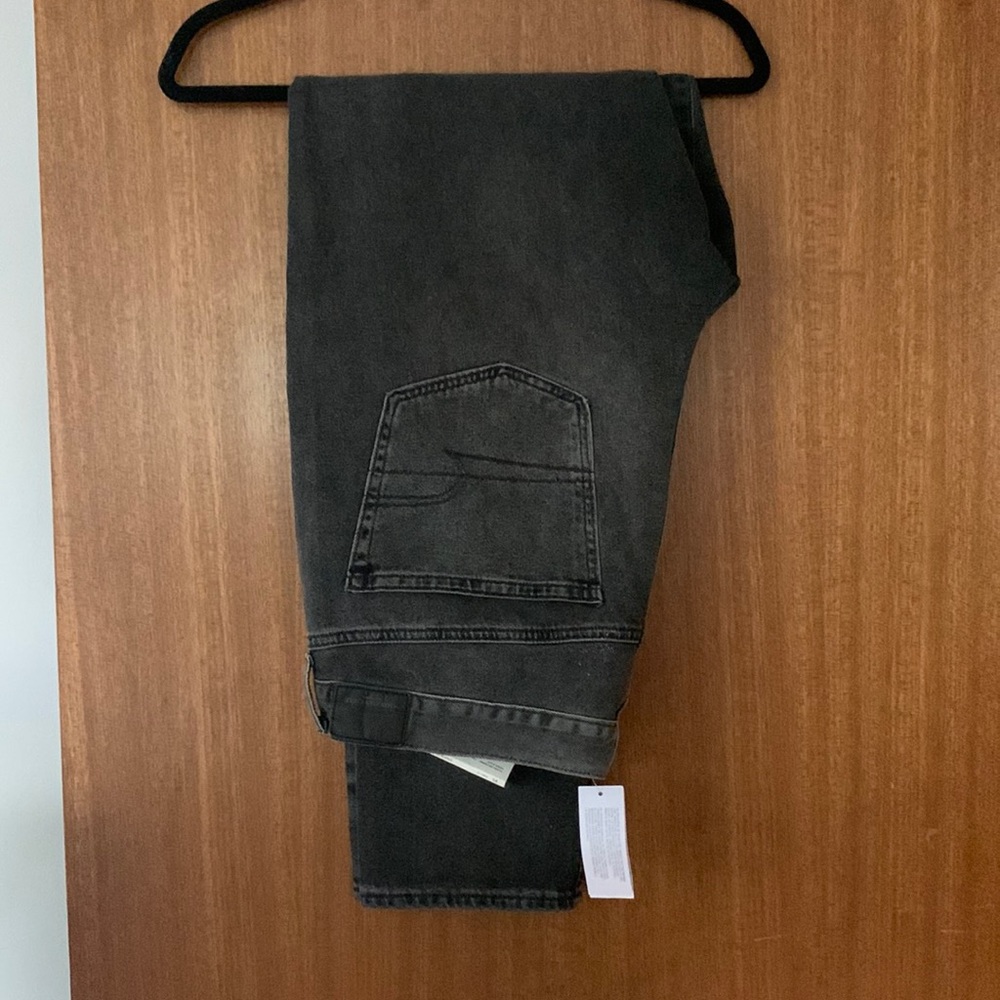 TAGS STILL ON!! AMERICAN EAGLE HI RISE GIRLFRIEND FADED BLACK JEAN